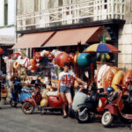 28 Fascinating Snapshots Capture Young Scooters on the Streets of England in the 1980s_Lap