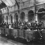 Amazing Photographs From the Early Days of the London Underground_Lap