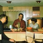 These Casual Snapshots Show What Kitchens Were Like in the 1960s_Lap