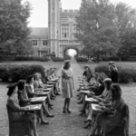 Fashion in Washington University in St. Louis in 1944 _ USStories