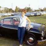 Beehive Hairdo: The Women’s Popular Hairstyle Throughout the 1960s _ USStories