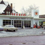 50 Wonderful Color Photographs That Show What Gas Stations Looked Like in the U.S From the 1950s and 1960s _ USStories