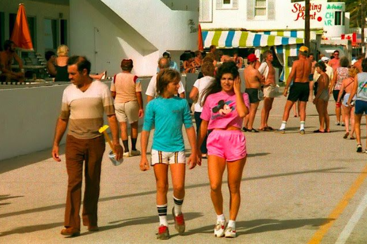 51 Pictures of Teenagers of the 1980s_lag