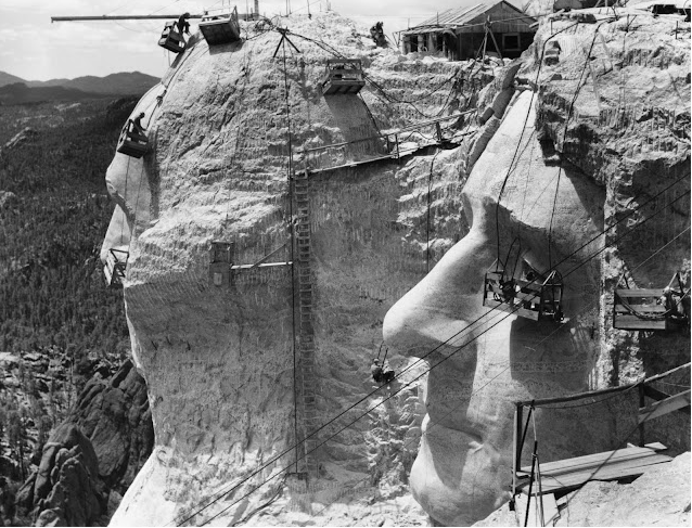 Amazing Photographs of the Making of the Mount Rushmore From 1935-1941 _ USStories