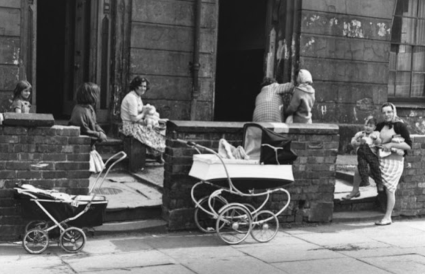 Life of the Working Class in Manchester in the 1960s and 1970s