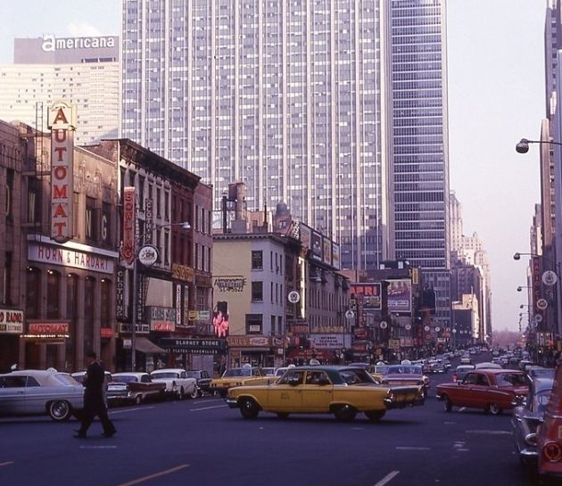 50 Amazing Color Photos Capture Street Senes of New York in the 1960s _ USStories