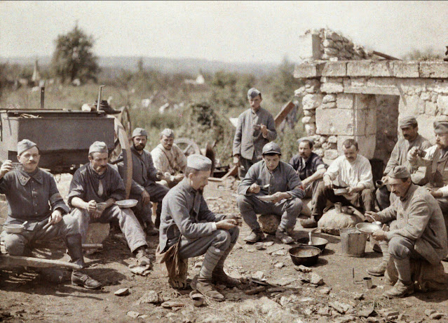 Une collection de 40 photographies couleur rares de la France pendant la Première Guerre mondiale _NH