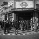 38 Amazing Photographs From the Early Days of the London Underground