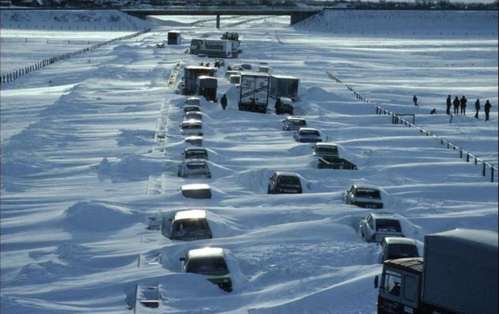 Brutal Winter of 1978: 35 Amazing Photos of the Blizzard in Northern Germany From December 1978 to January 1979