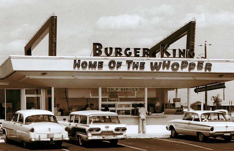 This Was What Every Popular Fast-Food Restaurant Looked Like the Day They Opened _NH