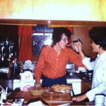 Let’s Reminisce About Images of People in Kitchens from the 1970s_usstories