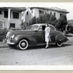 39 Interesting Vintage Snapshots of American Ladies Posing with Their 40’s Cars during the 1940s _CN