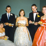 Timeless Elegance: High School Prom Dresses from the 1950s in Photos_usstories