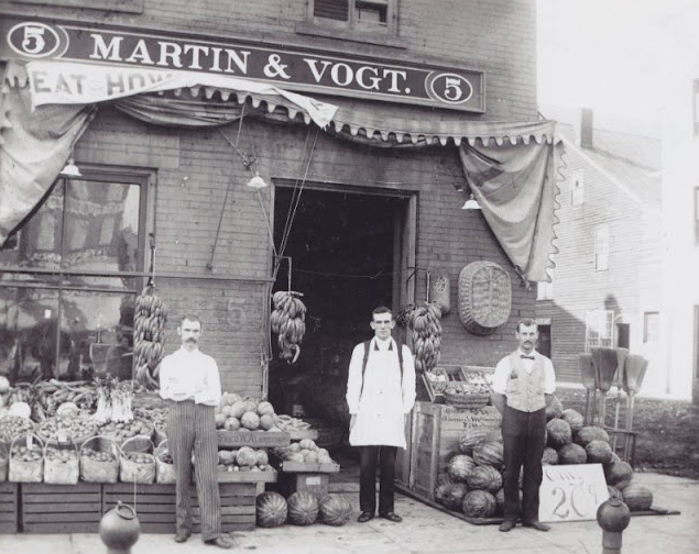 Amazing Photos Capture Grocery Stores in Massillon From the Late 19th Century _CN