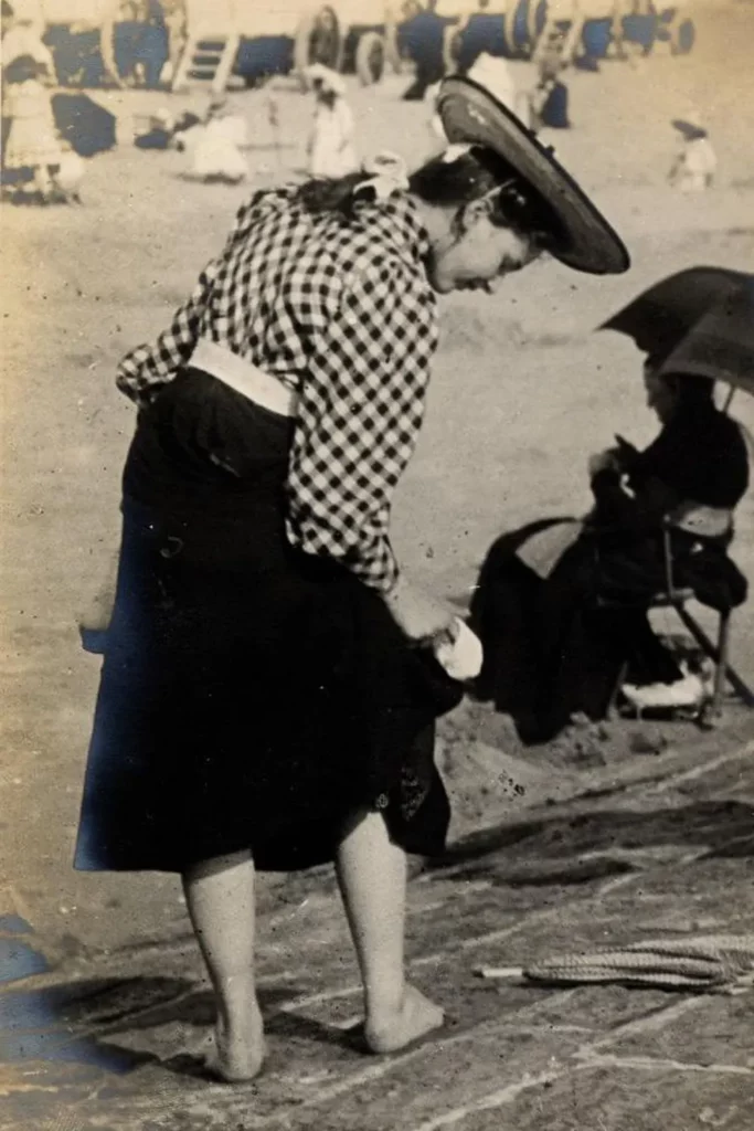 Vintage photos capture the Edwardian beach style that was elegant but stifling, 1906 – Rare Historical Photos