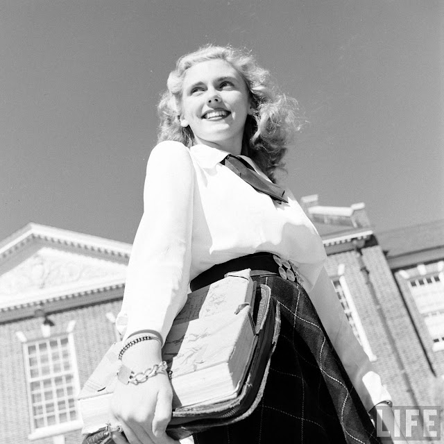 Portraits of Highland Park High School Teenage Girls, 1947