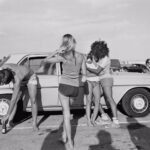 22 Black and White Photographs Capture American Youth Scenes During the Summer Months of the 1970s _ US