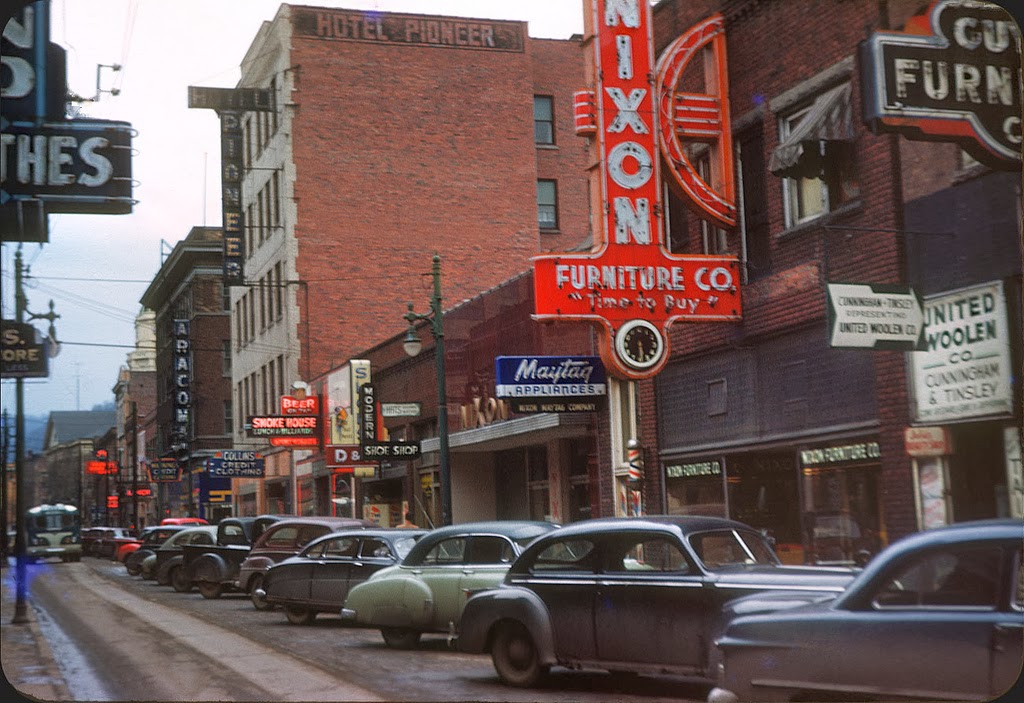 38 Wonderful Color Photographs of Street Scenes of the U.S. in the 1950s