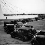 The days of the drive-in movie theaters through rare photographs, 1930-1950