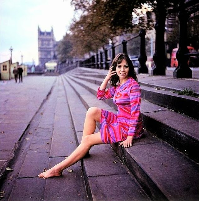 These stunning photos show London’s fabulous street style in the 1960s – Rare Historical Photos