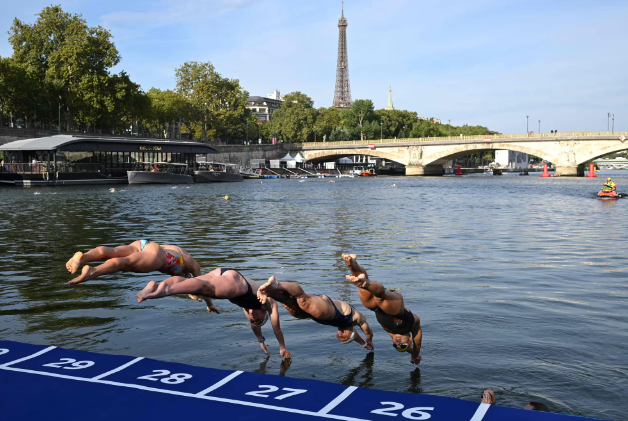 La France a dépensé 1,6 milliard d’euros pour améliorer la Seine mais a tout de même obtenu un résultat humiliant aux Jeux olympiques. Où était l’erreur ?_ml