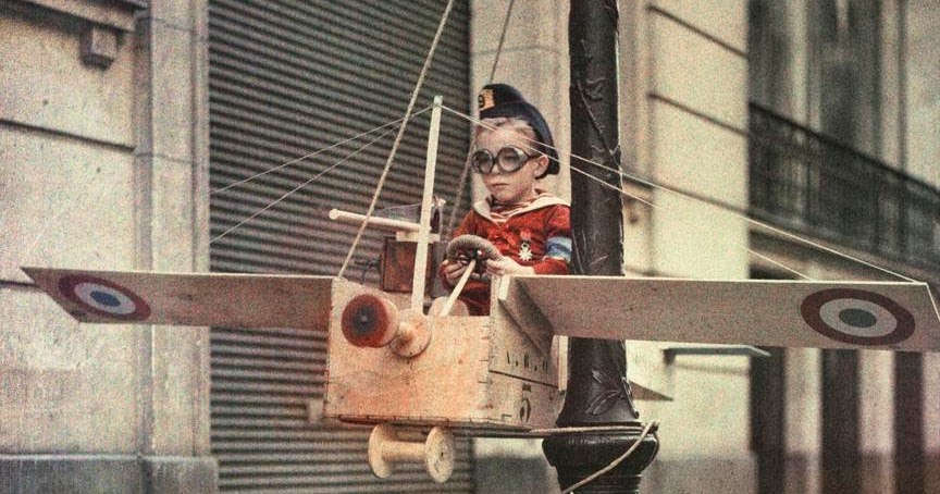 Kids at War:  Rare Color Photographs of Children Playing War Games on the Streets of Paris in 1915