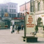 35 Wonderful Photos Capture Street Scenes of Europe in the Mid-1980s