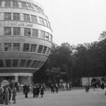 The First Spherical Building in the World: 16 Amazing Photos of the “Ball House” Kugelhaus in Dresden From the Late 1920s