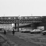 40 Black and White Photos Capture Street Scenes of Paris in 1969