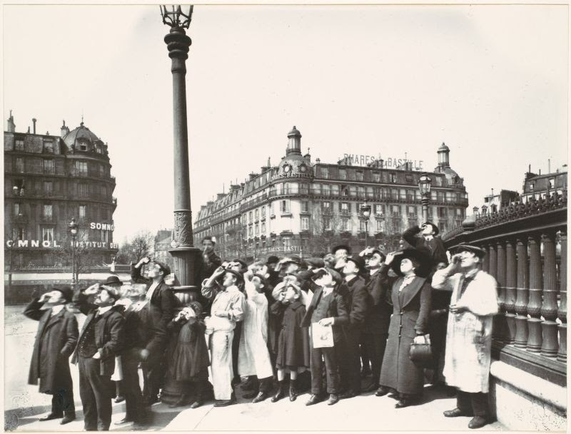 Vintage Photographs of Paris Taken by Eugène Atget at the Turn of the 20th Century