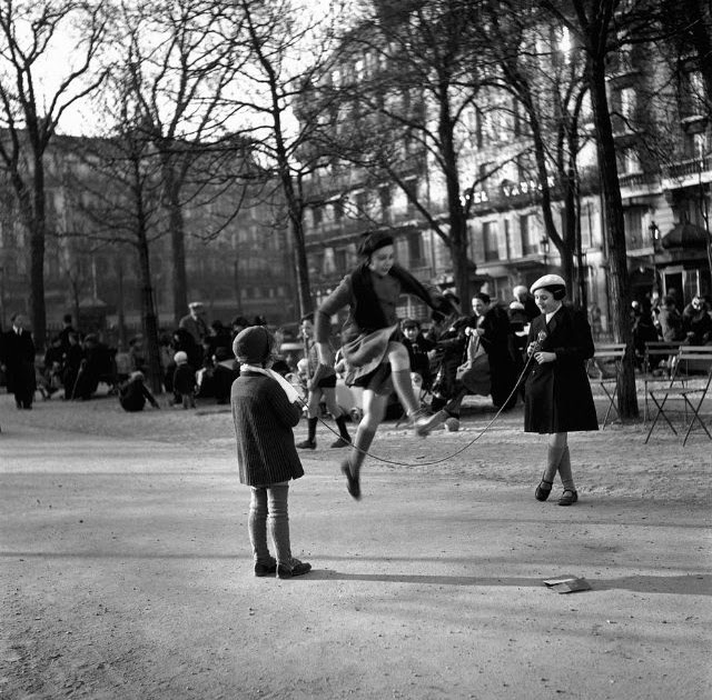 Fascinating Vintage Photos Capture Life of French Children in the 1930s and 1940s