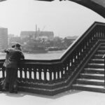 23 Romantic Vintage Photos of Couples in the UK in the 1950s